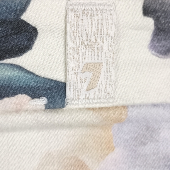 7 For All Mankind The Ankle Skinny Jeans in Floral Print - Picture 7 of 9